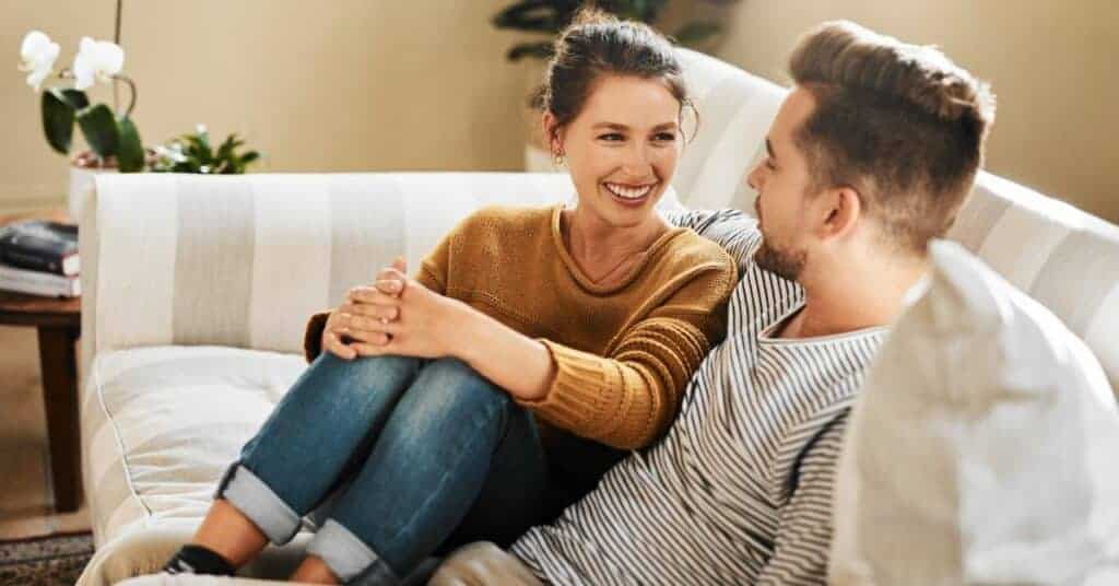 בניית אמון בזוגיות ב-5 צעדים – אפשרי